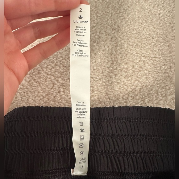 Black Lululemon Jogger Pants - Sz 2 - Picture 7 of 10